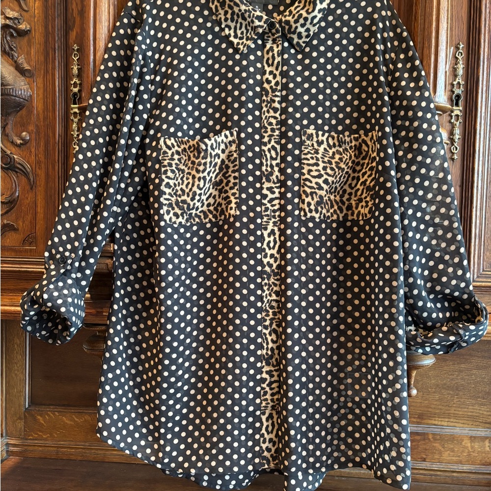 NWT- ANIMAL PRINT - Picture 2 of 10
